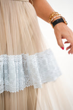 ഗാലറി വ്യൂവറിലേക്ക് ചിത്രം ലോഡ് ചെയ്യുക, The MoonLace Dress