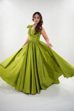 ഗാലറി വ്യൂവറിലേക്ക് ചിത്രം ലോഡ് ചെയ്യുക, Daphne taffeta asymmetrical pleated bust sleeveless maxi dress