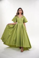 ഗാലറി വ്യൂവറിലേക്ക് ചിത്രം ലോഡ് ചെയ്യുക, Norene tafetta pleated baby doll swing balloon sleeves maxi dress