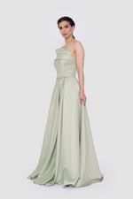 ഗാലറി വ്യൂവറിലേക്ക് ചിത്രം ലോഡ് ചെയ്യുക, Milda Sage Green Bridal Satin Strapless Corset Gown