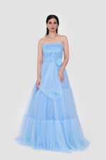 ഗാലറി വ്യൂവറിലേക്ക് ചിത്രം ലോഡ് ചെയ്യുക, ILLYRA Powder Blue Tulle Strapless Corset Tiered Gown