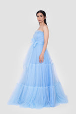 ഗാലറി വ്യൂവറിലേക്ക് ചിത്രം ലോഡ് ചെയ്യുക, ILLYRA Powder Blue Tulle Strapless Corset Tiered Gown