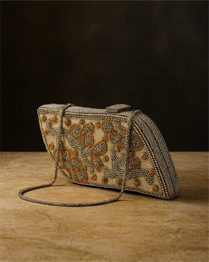 The Blossom Clutch